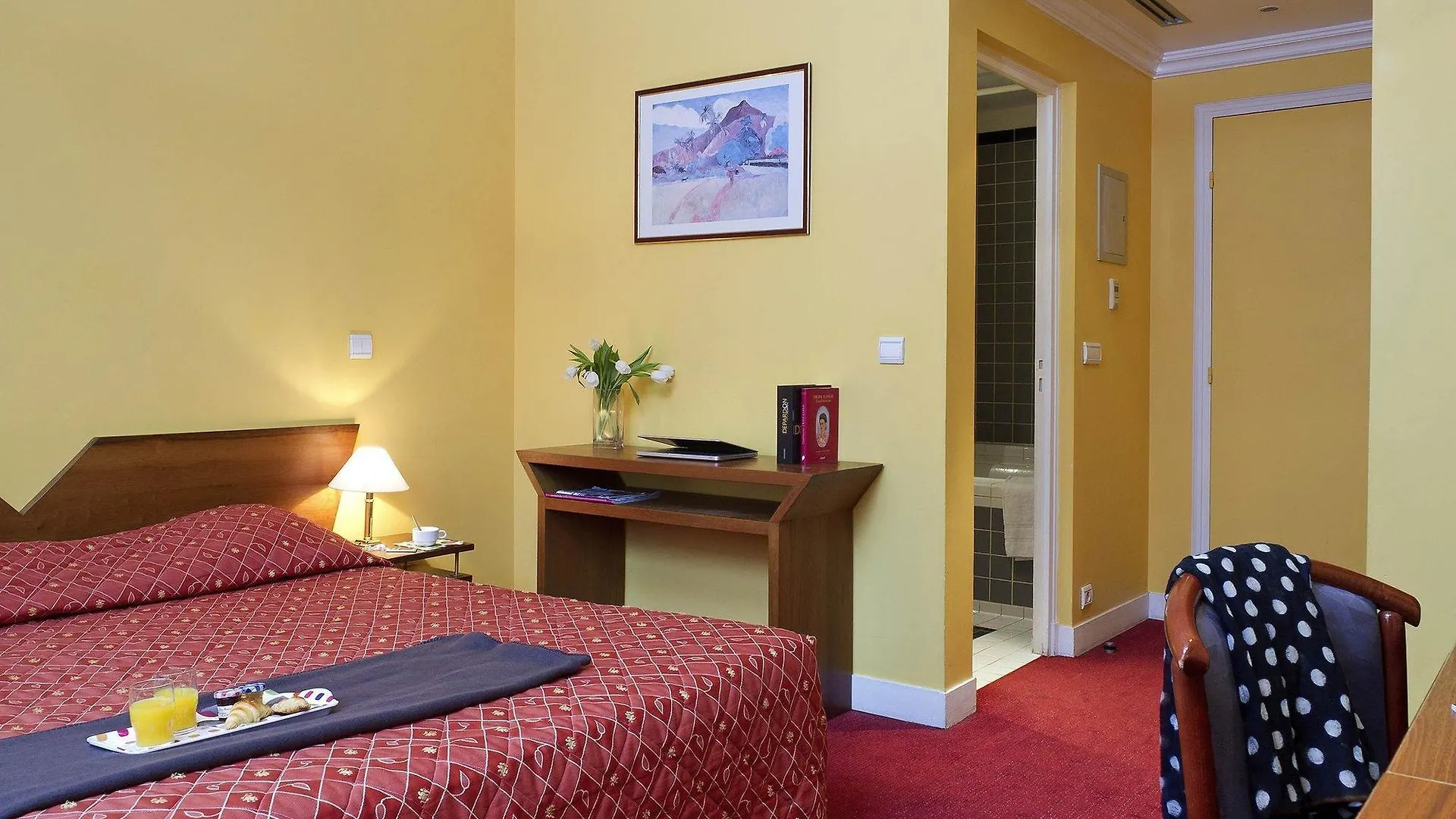 ***  Aparthotel Adagio Access Paris Tilsitt Francia